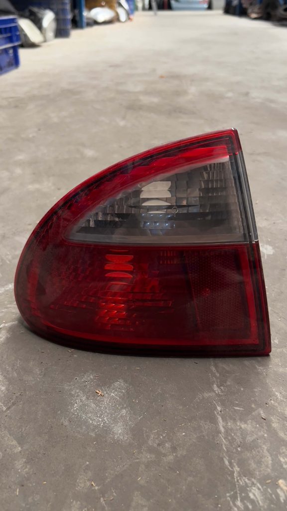 Piloto Seat Leon izquierda