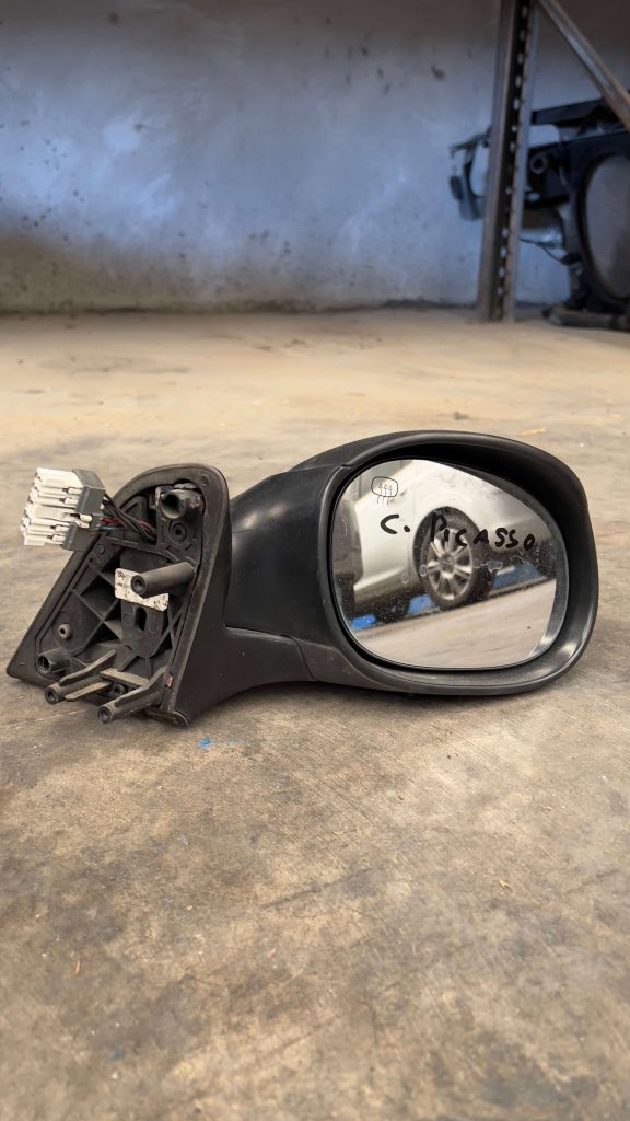 Retrovisor Citroen Picasso derecha
