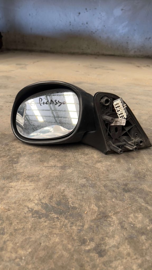 Retrovisor Citroen Picasso izquierda