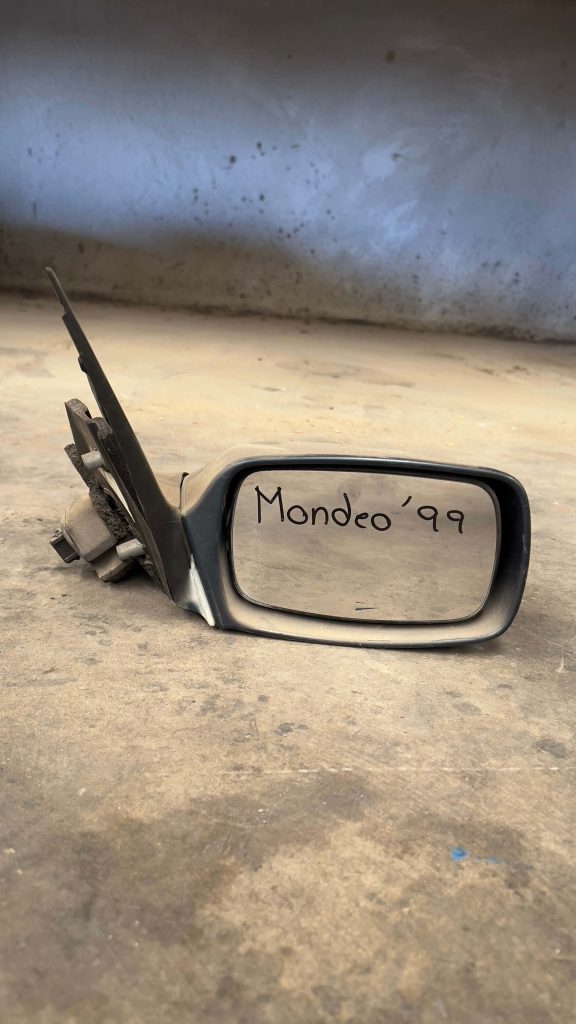 Retrovisor Ford Mondeo 1999 derecha
